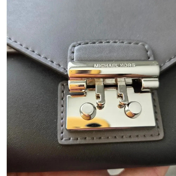 Michael Kors Sloan Tricolor Clutch Crossbody Shoulder Bag - Picture 3 of 9